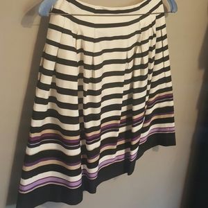 WHBM Size 00 skirt!